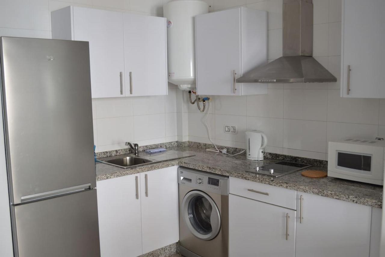 Modern Studio Flat Close To Plaza Merced Малага Екстериор снимка